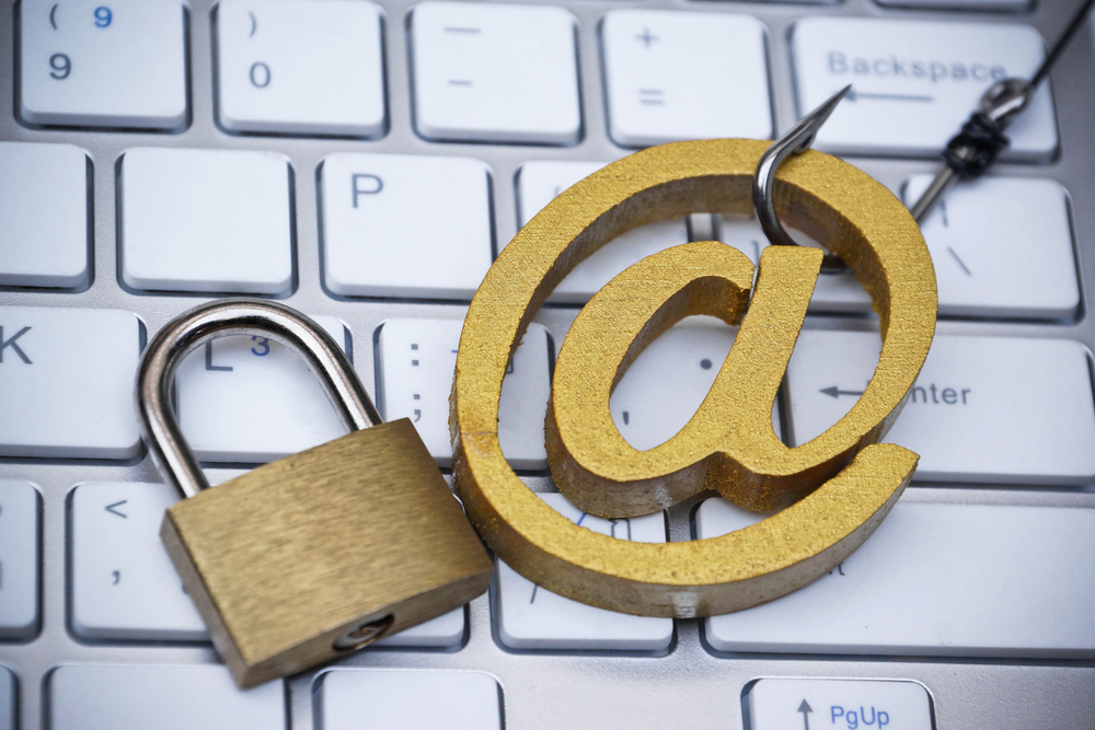 Emails and Mobile Phones Become Top Phishing Tools